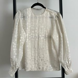 VINTAGE CREAM BLOUSE